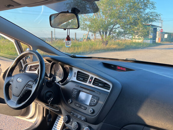 2014 Kia Ceed II, белый, 1100000 рублей - вид 12