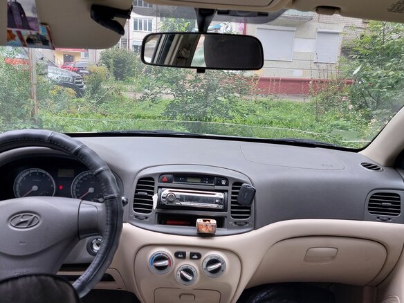 2008 Hyundai Accent III, жёлтый, 800000 рублей - вид 6