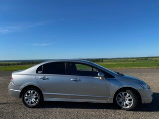 2008 Honda Civic VIII, серебристый, 629000 рублей, вид 4