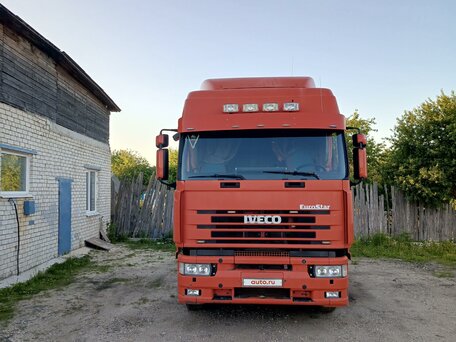 2002 Iveco EuroStar, красный, 950000 рублей, вид 1