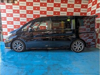 2016 Honda Stepwgn Spada V, чёрный, 1420000 рублей, вид 5