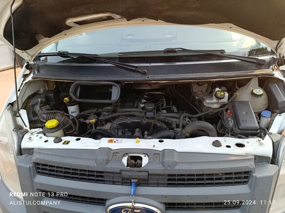 2011 Ford Transit, белый, 1670000 рублей - вид 9