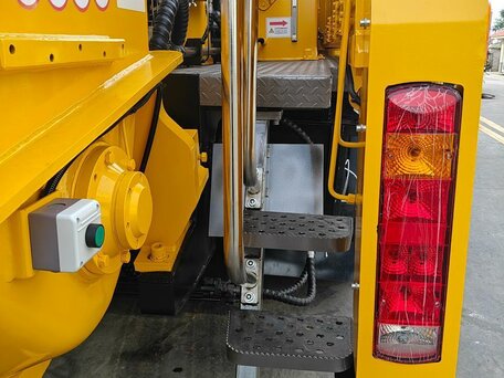 2024 Zoomlion Автобетононасосы, белый, 27000000 рублей, вид 3