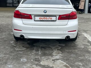 2018 BMW 5 серии 520d xDrive VII (G30/G31/G38), белый, 4000000 рублей, вид 5