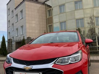 2019 Chevrolet Cruze II, красный, 1299000 рублей, вид 4