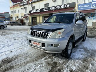 2004 Toyota Land Cruiser Prado 4-speed 120 Series, серебристый, 2000000 рублей, вид 1