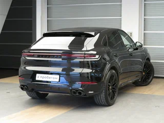 2024 Porsche Cayenne Coupé III Рестайлинг, чёрный, 13995000 рублей, вид 2