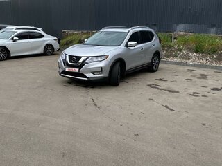 2018 Nissan Rogue II Рестайлинг, серебристый, 2450000 рублей, вид 1