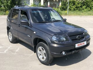 2017 Chevrolet Niva I Рестайлинг, зелёный, 660000 рублей, вид 2