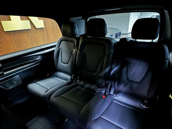 2026 Mercedes-Benz V-Класс Extra Long 300 d экстра длинный III (W447) Рестайлинг 2, чёрный, 13881660 рублей - вид 15