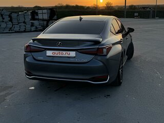 2020 Lexus ES 250 VII, серый, 3300000 рублей, вид 4