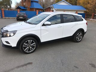 2022 Lada (ВАЗ) Vesta SW Cross I, белый, 1300000 рублей, вид 2