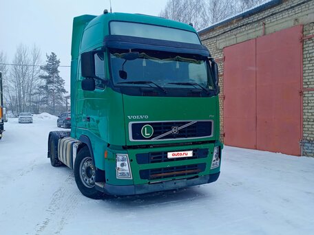 2008 Volvo FH, зелёный, 3679000 рублей, вид 1