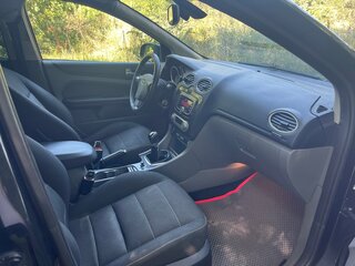 2008 Ford Focus II Рестайлинг, чёрный, 550000 рублей, вид 5