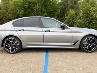 2023 BMW 5 серии 540i VII (G30/G31/G38) Рестайлинг, серый, 4210000 рублей, вид 5