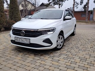 2020 Volkswagen Polo VI, белый, 1450000 рублей, вид 2