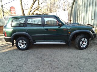 2002 Nissan Patrol V (Y61), зелёный, 860000 рублей, вид 3