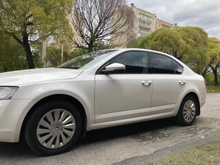 2014 Skoda Octavia III (A7), белый, 1500000 рублей, вид 5