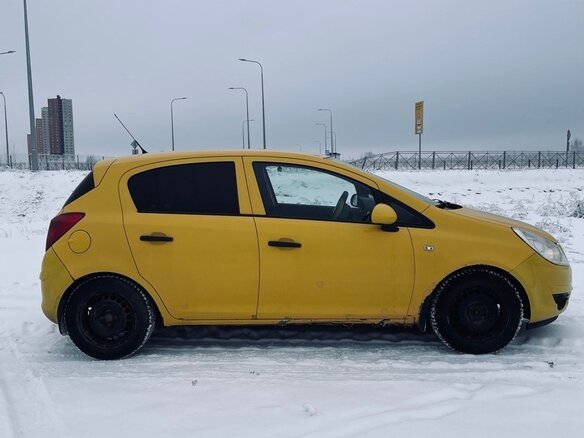2008 Opel Corsa D, жёлтый, 288000 рублей - вид 1