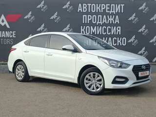 2017 Hyundai Solaris II, белый, 1290000 рублей, вид 3