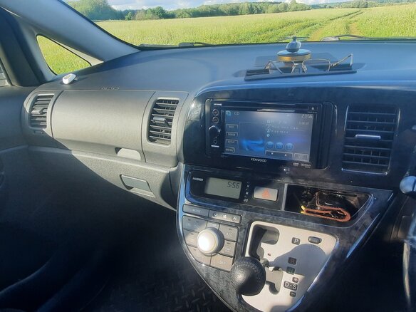 2003 Toyota Wish I, белый, 1200000 рублей - вид 27