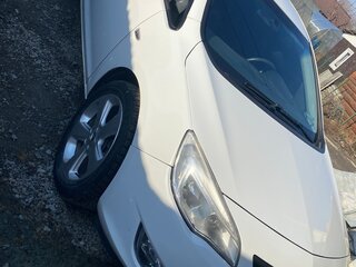 2011 Opel Astra J, белый, 420000 рублей, вид 2