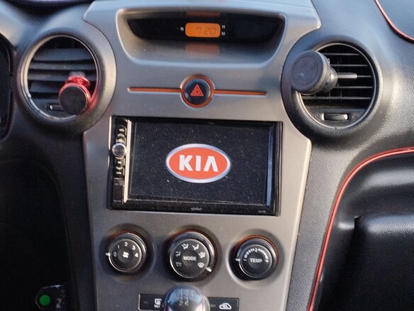 2010 Kia Carens II (UN), фиолетовый, 550000 рублей - вид 27