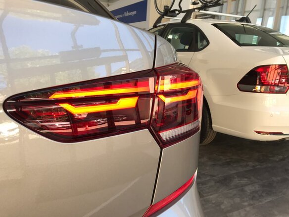 2020 Volkswagen Polo VI, бежевый, 1950000 рублей - вид 6