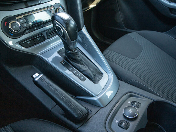 2013 Ford Focus III, серый, 780000 рублей - вид 17