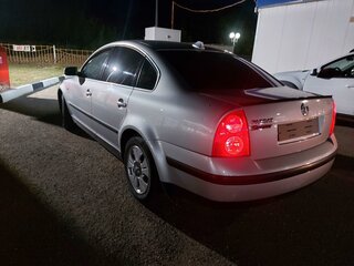 2002 Volkswagen Passat B5 Рестайлинг, серебристый, 400000 рублей, вид 4