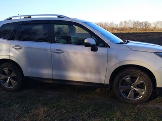 2014 Subaru Forester IV, белый, 1750000 рублей, вид 4