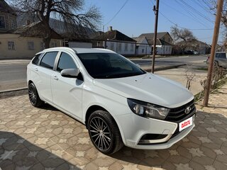 2018 Lada (ВАЗ) Vesta SW I, белый, 870000 рублей, вид 1