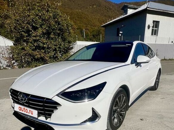 2020 Hyundai Sonata VIII (DN8), белый, 2650000 рублей