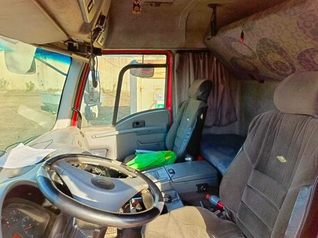 2008 Ford Cargo, красный, 900000 рублей, вид 4