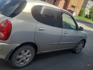 2002 Toyota Duet, золотистый, 305000 рублей, вид 4