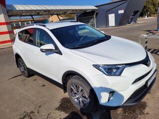2016 Toyota RAV4 IV (XA40) Рестайлинг, белый, 2290000 рублей, вид 3