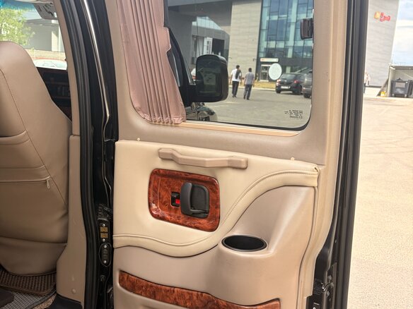 2013 Chevrolet Express II, чёрный, 4800000 рублей - вид 7