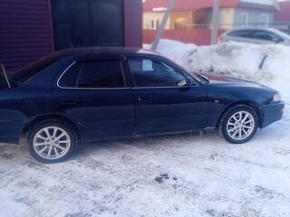 1993 Toyota Camry III (XV10), синий, 400000 рублей, вид 2