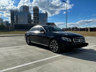 2019 Mercedes-Benz E-Класс 220 d V (W213, S213, C238), чёрный, 3867360 рублей, вид 2