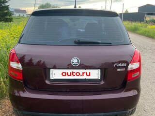 2011 Skoda Fabia II Рестайлинг, пурпурный, 820000 рублей, вид 2