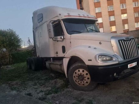 2003 Freightliner Columbia, белый, 1600000 рублей, вид 5