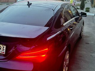 2017 Mercedes-Benz CLA 200 I (C117, X117) Рестайлинг, синий, 1700000 рублей, вид 3