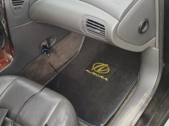 2000 Oldsmobile Aurora II, чёрный, 550000 рублей - вид 9