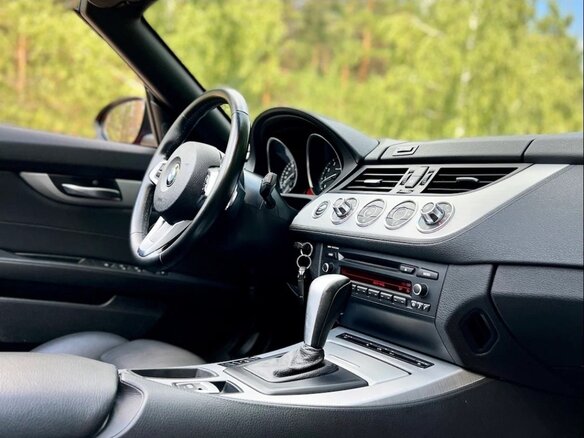 2009 BMW Z4 23i II (E89), красный, 2200000 рублей - вид 15