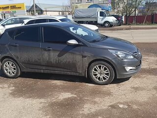 2015 Hyundai Solaris I Рестайлинг, серый, 1500000 рублей, вид 5