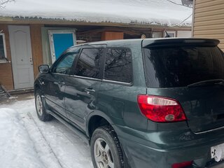 2005 Mitsubishi Outlander I, зелёный, 850000 рублей, вид 4