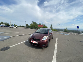 2010 Toyota Vitz II (XP90), пурпурный, 790000 рублей, вид 5