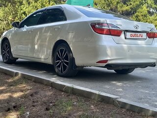 2015 Toyota Camry VII (XV50) Рестайлинг, белый, 1750000 рублей, вид 4
