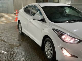 2014 Hyundai Elantra V (MD) Рестайлинг, белый, 920000 рублей, вид 5