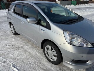 2013 Honda Fit Shuttle I Рестайлинг, серый, 1300000 рублей, вид 3